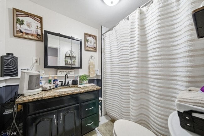 Building Photo - 94 S 21st Ave