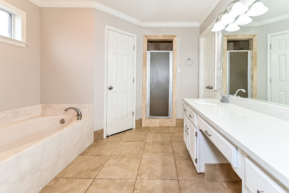Building Photo - 5899 Michaelson Dr