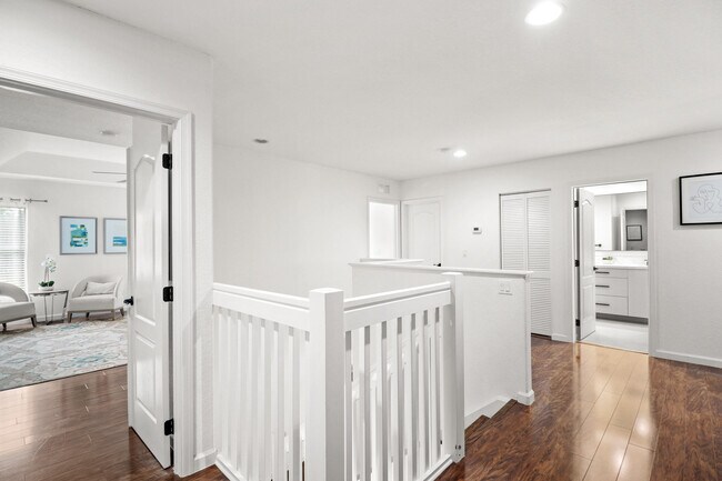 Building Photo - 6007 SW Bald Eagle Dr