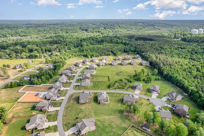 Building Photo - 6006 Tanoak Ct