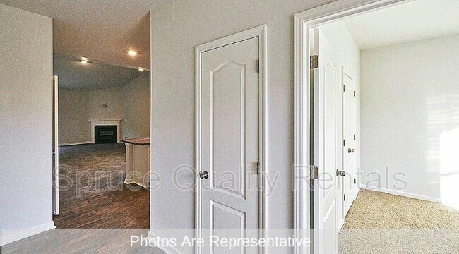 Building Photo - 1232 Aurora Glen Dr