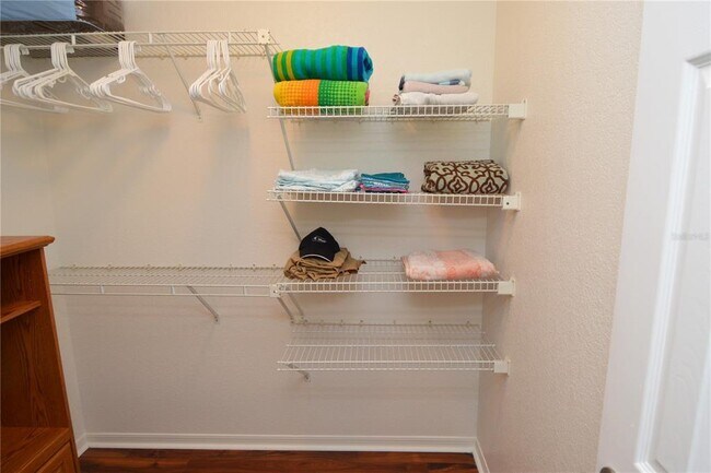 Building Photo - 10263 Gandy Blvd N