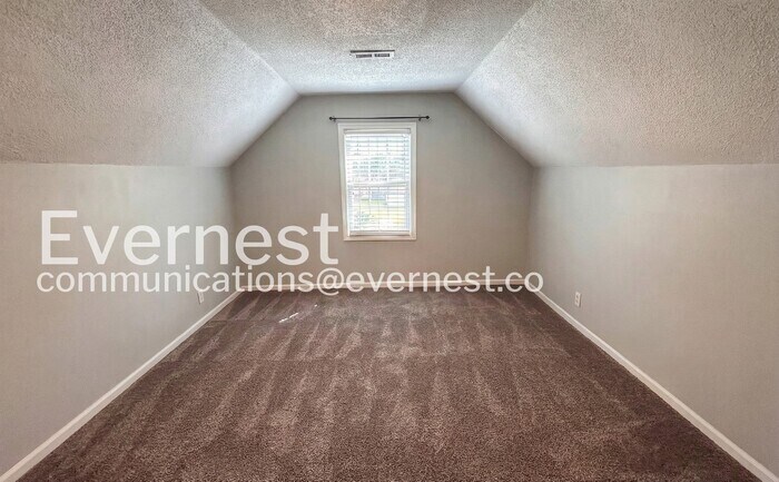 Building Photo - 5513 Reeds Rd