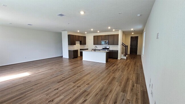 Building Photo - 6418 Kentfield Dr