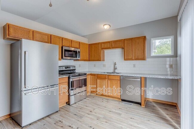 Building Photo - 1028 E Karla Ct