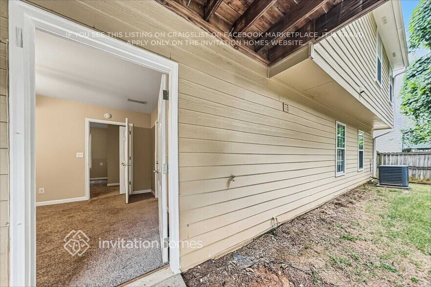 Building Photo - 4067 Mt Vernon Dr
