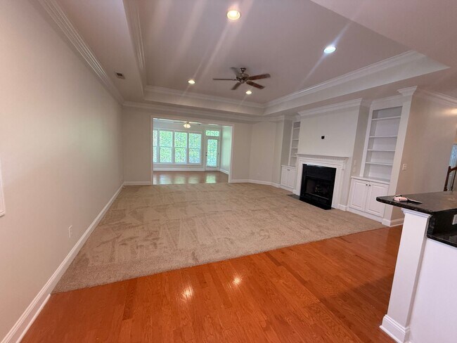 Building Photo - 2628 Coulter Pl