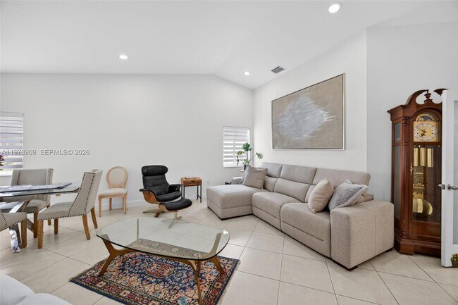 Building Photo - 14610 SW 145th Pl