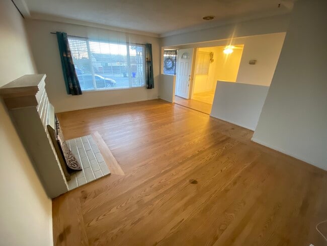 Building Photo - 14790 Ruthelen Ct