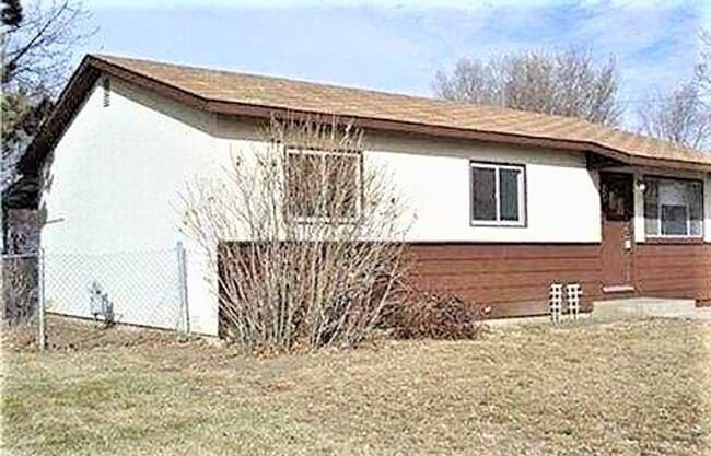 Primary Photo - $1742 | 3BR/1BA | Cute Dog Friendly Home f...