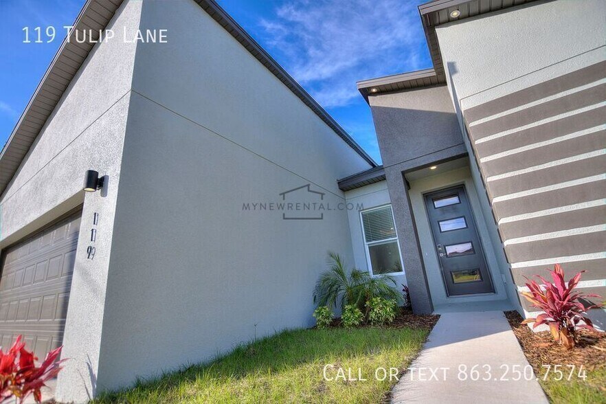 Building Photo - 119 Tulip Ln