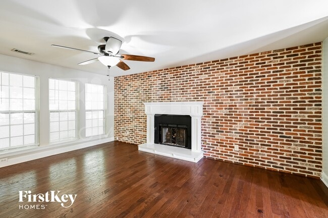 Building Photo - 2522 Halcyon Way