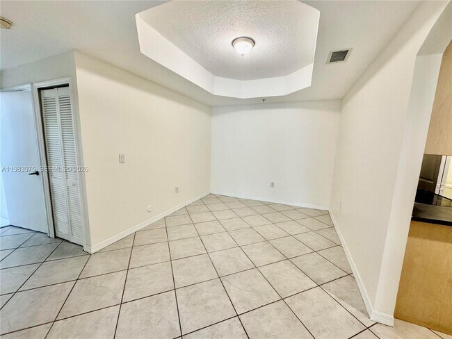 Building Photo - 6520 NW 114th Ave