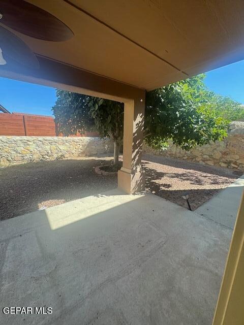 Building Photo - 13737 Paseo Sereno Dr