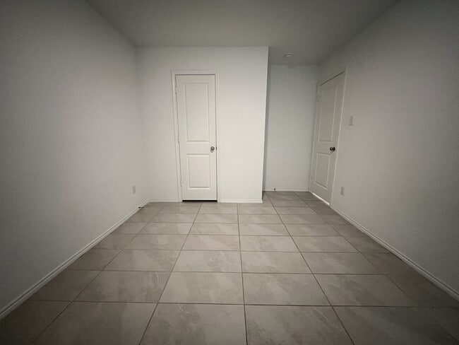 Building Photo - 3408 Harper St