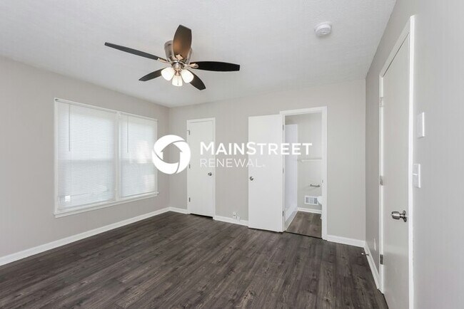 Building Photo - 3 Bedroom Pet-Friendly Home in Louisville,...