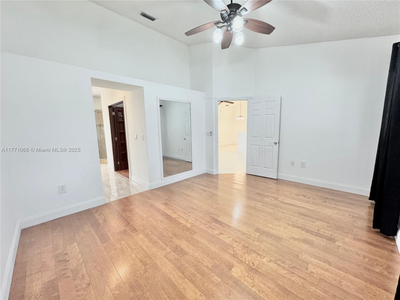 Building Photo - 16320 Malibu Dr