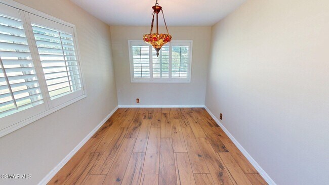 Building Photo - 2431 Deerfield Ct