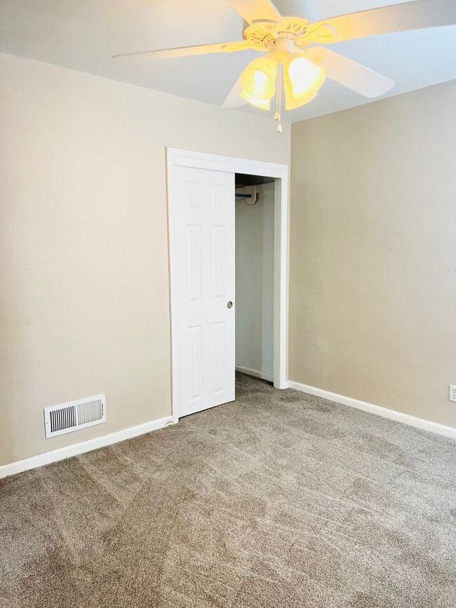 Building Photo - 1227 13th Ave