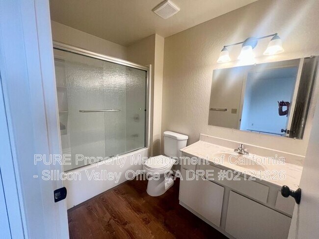 Building Photo - 144 Montebello Dr