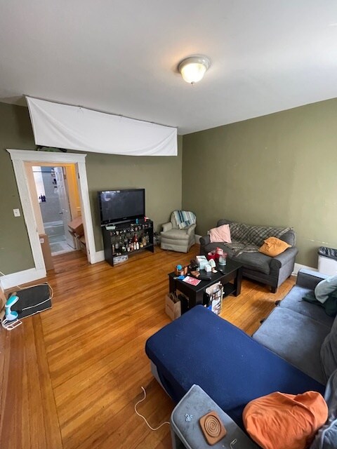 Building Photo - 4 Litchfield St
