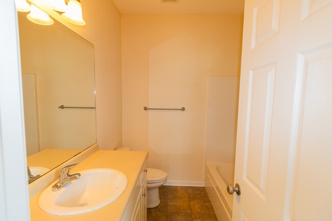 Building Photo - 235 Sawgrass Trail