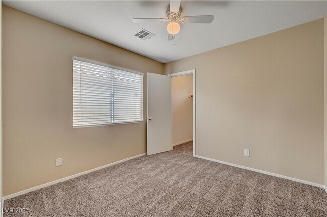 Building Photo - 893 Dancing Vines Ave