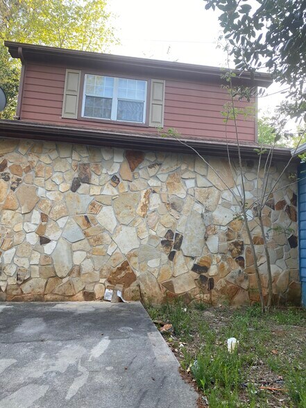 Building Photo - 6133 Princeton Ave