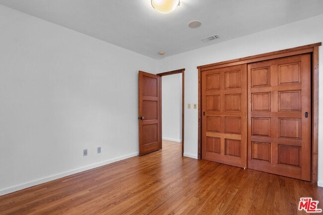 Building Photo - 2411 Castle Heights Ave