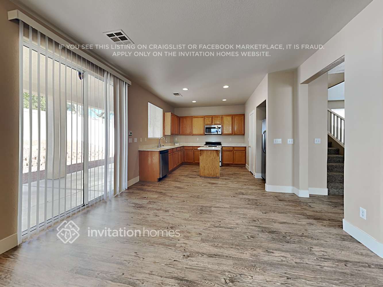 Building Photo - 6653 Maple Mesa St