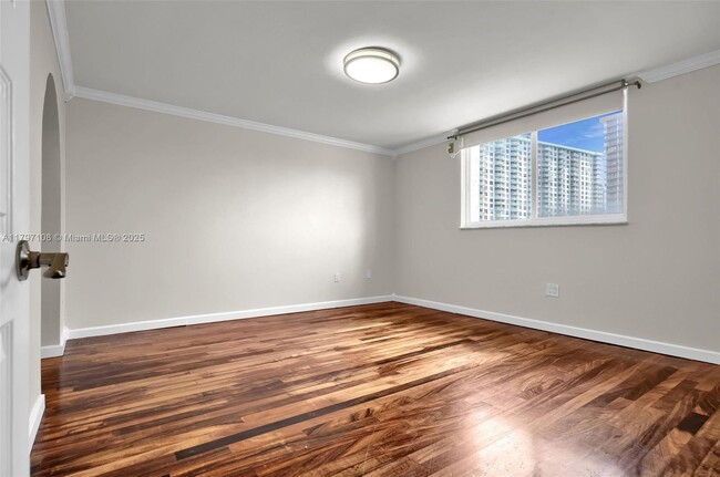 Building Photo - 4000 NE 169th St