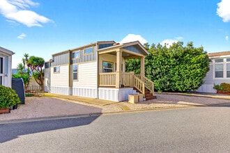 Building Photo - 121 1st Ave