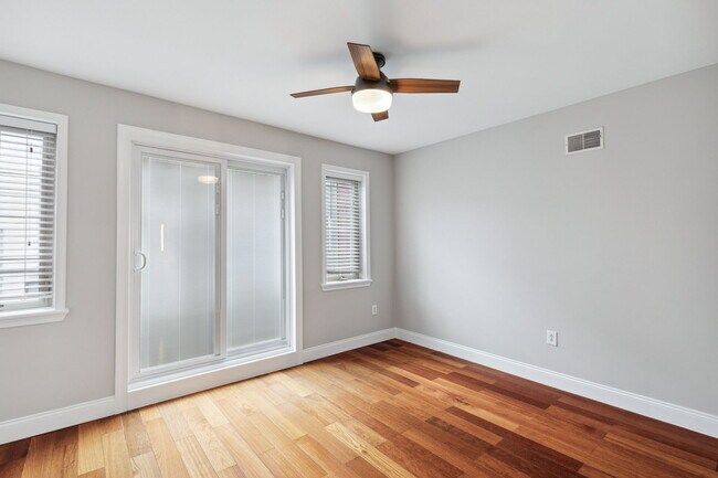 Building Photo - 1717 Annin St