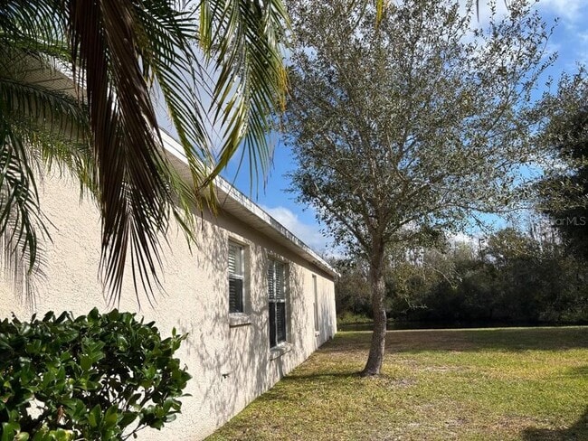 Building Photo - 1932 Grenville Ct