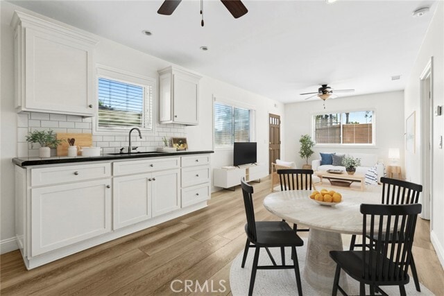 Building Photo - 2225 Santa Ana Ave