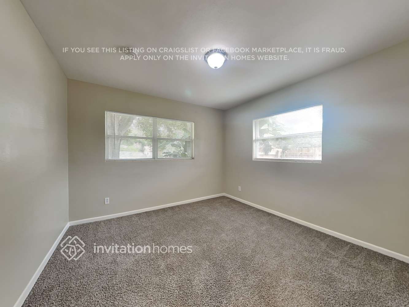 Building Photo - 1520 Price Cir
