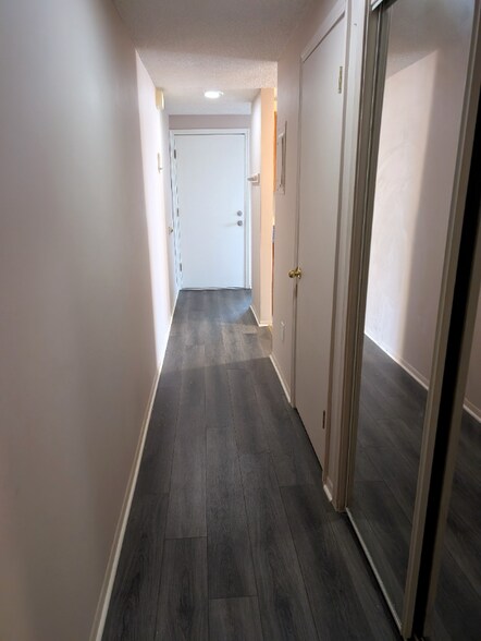 Building Photo - 6301 Robinson Rd