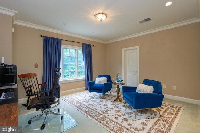 Building Photo - 7841 Montvale Way