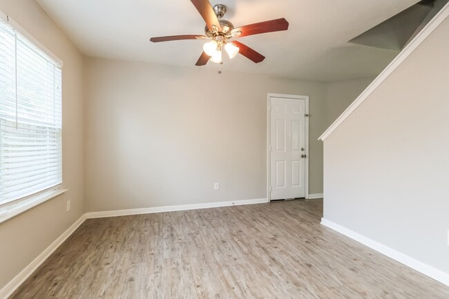 Building Photo - 2603 Cypress Island Dr