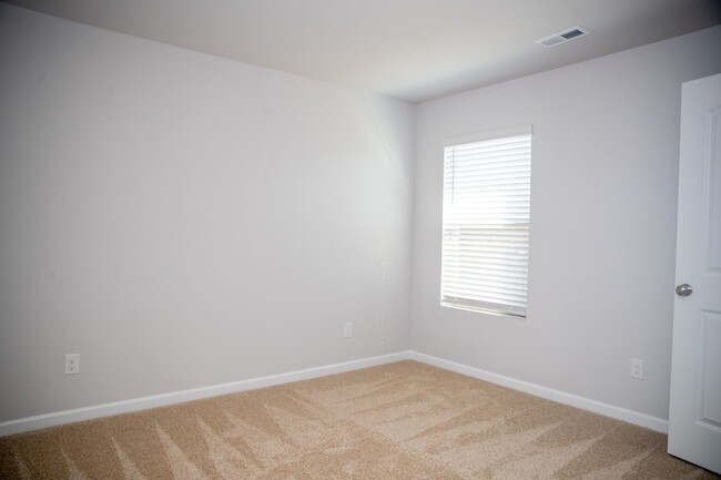 Building Photo - Cullman City Schools - Three bedroom Two b...