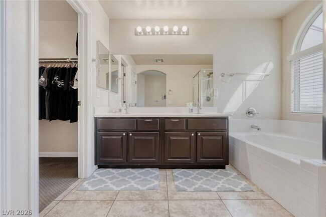 Building Photo - 9434 Marshall Creek St