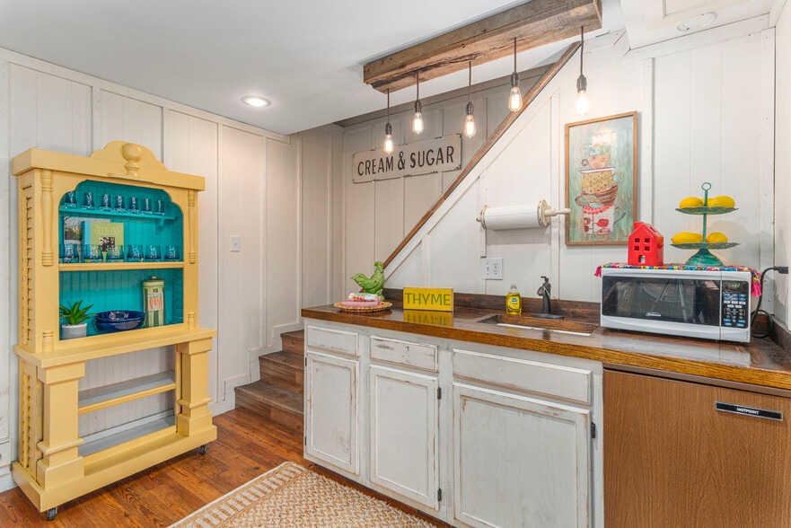 Kitchen - 159 Jb Ivey Ln