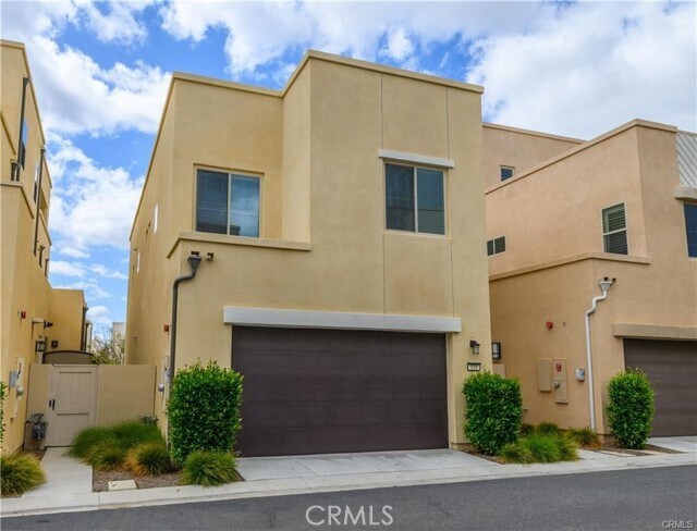 Building Photo - 139 Stellar