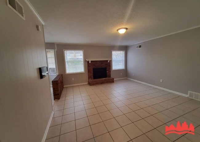 Building Photo - 5737 Scottsdale Ave