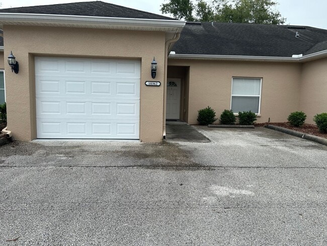 Primary Photo - Executive 2 bedroom/ 2 bath condo