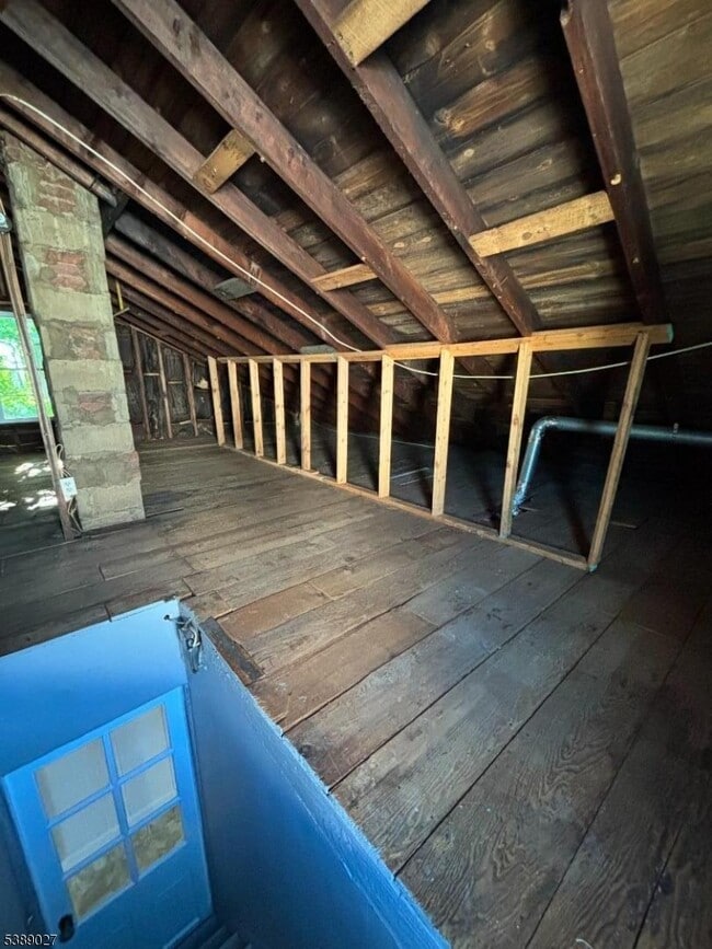Building Photo - 57 Menzel Ave