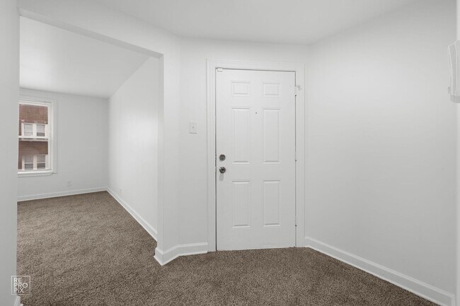 Building Photo - 7655 S May St