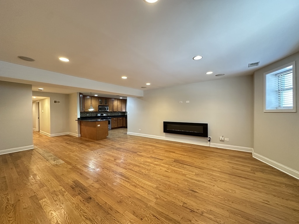 Building Photo - 1116 E 46th St