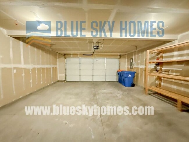 Building Photo - 9252 W Idlewood Dr