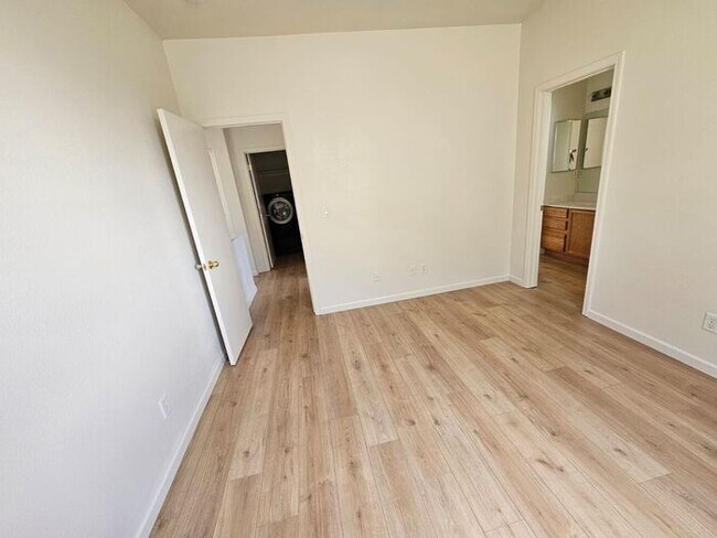 Building Photo - 3 bed 2.5 bath Northwest Reno Home for Rent